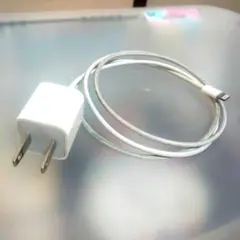iPhone　正規USB充電器＋ ケーブル