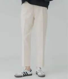 coca 裏起毛 ハイウエスト 美脚　テーパードパンツ　mサイズ　アイボリー