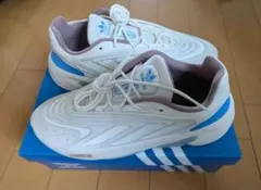 adidas OZERIA スニーカーのサムネイル