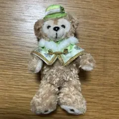 ダッフィー ぬいぐるみバッジ 緑の帽子 ケープ付き