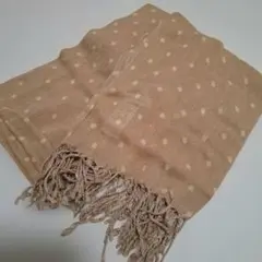 earth music&ecologyベージュ ドット柄 ストール 大判