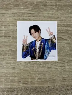 SnowMan公式写真　ましかくフォト　阿部亮平