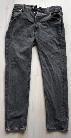 Levi's ブラックデニム パンツ ボタンフライ