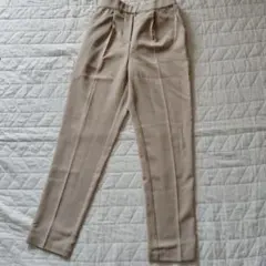 ベージュ　Sサイズ　ストレートパンツ　お仕事　カジュアル