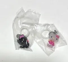 サンリオ　ハローキティ　めじるしアクセサリー　ガチャガチャ　小悪魔　お花