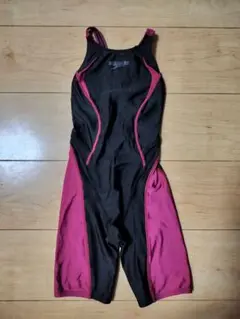 speedo 競泳用　水着　黒　ピンク　FINA　大会　レース　ジュニア　女子