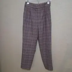 チェック柄ブラウンスラックス