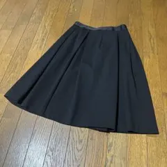 UNIQLO フレアスカート ブラック Sサイズのサムネイル