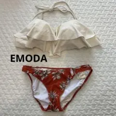 エモダ　EMODA  ビキニ　水着のサムネイル