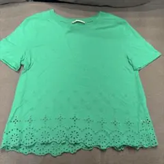 ZARA グリーン レースデザイン Tシャツ Sサイズ