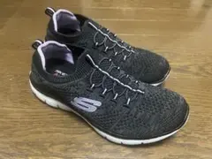 スケッチャーズ 24.5