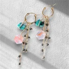 1点もの♡14kgf オーロラプルームアゲートアシメピアス - メルカリ