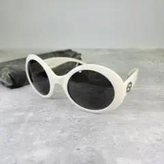 GUCCI グッチ サングラス オーバル 白 GG2400 インターロッキング