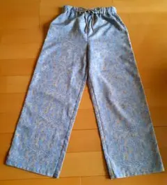 グレー カジュアルパンツ