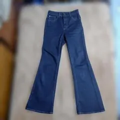 GU ジーンズ　Ｓ