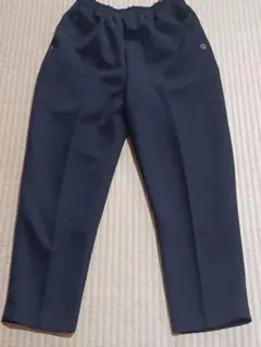 レディース黒色バンツ