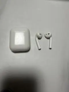 【Apple AirPods 第2世代】本体 充電ケース付きのサムネイル