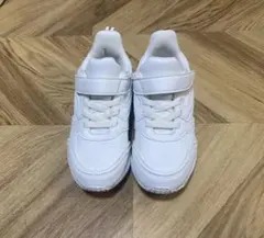 通学用スニーカー　ホワイト21.0cm