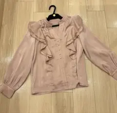 お値下げ！！！！ ⭐︎︎新品⭐︎トッコクローゼットブラウス フリル付きピンク長袖