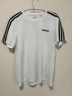 adidas白Tシャツ