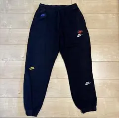 NIKE ナイキパンツ　スウェットパンツ　ブラック刺繍