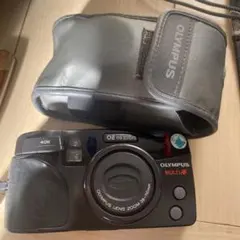 Olympus 110 Zoom コンパクトカメラ