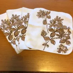 未使用品✨フランフラン タオルハンカチ4枚セット　花柄　同柄ですのサムネイル