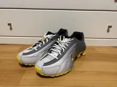 NIKE SHOX R4 SE VAST GREY 27.5
