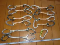 Item thumbnail for item 37af3887-5f77-44db-9155-142947b90596