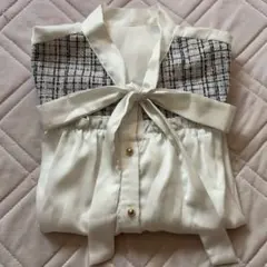 SHEIN フロントリボンブラウスのサムネイル
