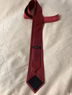 GUCCI 赤 ドットパターン ネクタイ