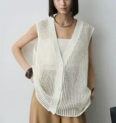 【新品】DFFUR. ベスト ジレ オーバーサイジング透かし編みニットベスト