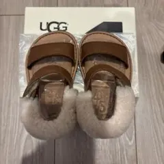 UGG サンダル ムートン ベージュ - メルカリ