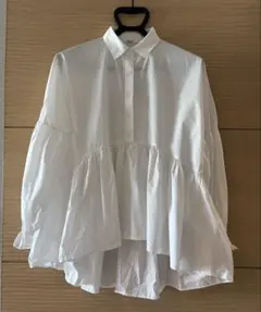 【ミラオーウェン】シャツ衿ギャザーチュニックブラウス