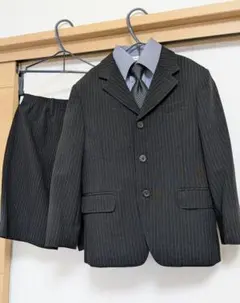 【美品】子供 ブラック フォーマルスーツ セット　入園式　卒園式　120　男の子