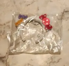 サンリオ  シークレットミニカチューシャ キティ ハロウィンVer