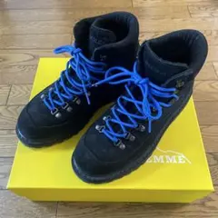 Item thumbnail for item 0cb92abb-89b9-47f8-b4e6-ec12ae45f1ed