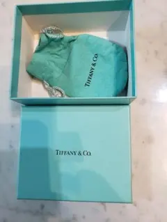 ティファニーのきんちゃくと空箱です。