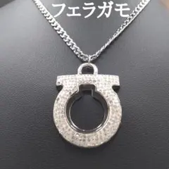 美品✨フェラガモ、大きめガンチー二ラインストーンレディースネックレス_492