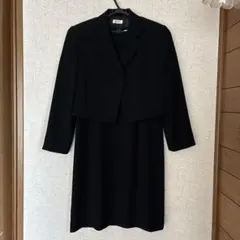 東京ソワール　ブラックスーツ ジャケットとワンピースのセット　11号　フォーマル
