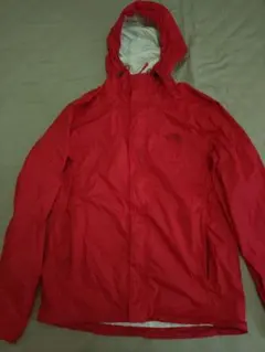 The North Face フード付きジャケット 赤