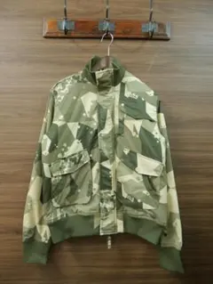 Item thumbnail for item c06da9d8-1aa3-4d4c-ad96-6cc6d570b558