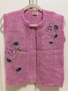 ELSTAR （エルスター）ピンク ニットベスト 9号 花柄刺繍