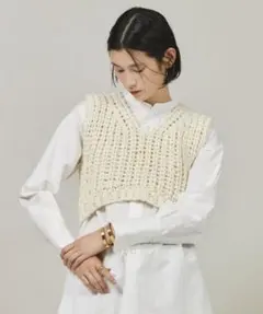 curensology ローゲージハンドニットベスト美品 - メルカリ