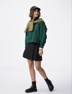 ジーユー　サイドプリーツスコート　3XL