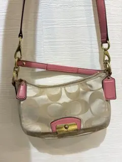 【未使用級】コーチ COACH シグネチャー ショルダーバッグ 白 F90782 未使用級】コーチ COACH シグネチャー ショルダーバッグ 白 F90782