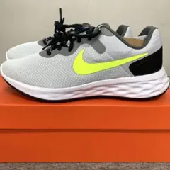 新品 NIKE ナイキ ランニングシューズ 25