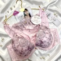 【ラスト1点】D80 ピンク 花柄レース 脇高 サイドストリング ブラショーツ