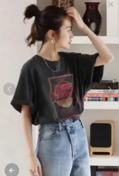ungrid KNOW IN YOUR BONES ヴィンテージ風 半袖Tシャツのサムネイル
