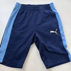 PUMA 半ズボン　ショートパンツ